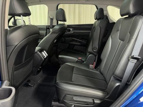 Used 2023 Kia Sorento SX AWD/4WD image 18