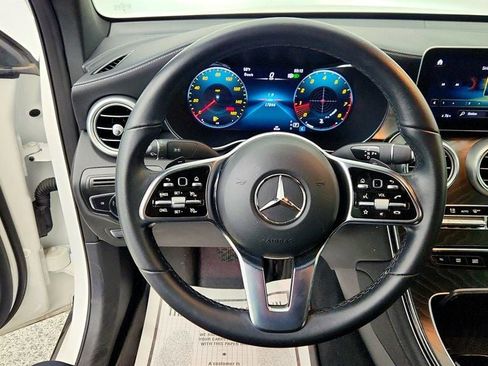 Used 2023 Mercedes-Benz GLC 300 4MATIC Coupe image 13