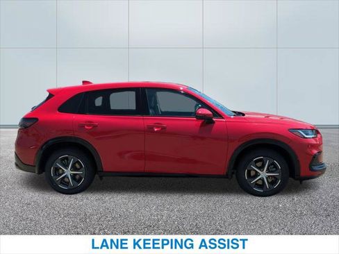 Certified 2024 Honda HR-V EX-L image 6