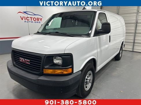 Used 2017 GMC Savana 2500 RWD image 1