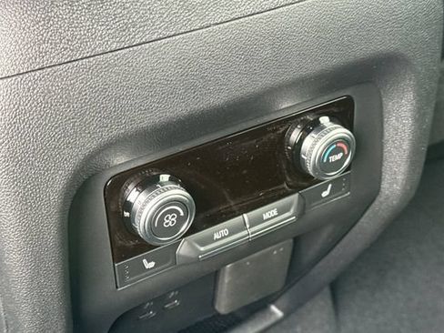 New 2026 GMC Acadia AT4 w/ Luxury Package AWD/4WD image 14