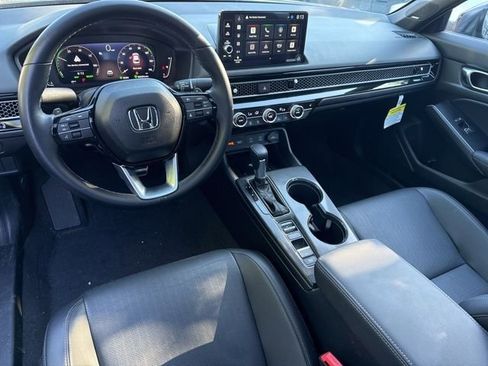 Used 2025 Honda Civic Sport Touring image 6