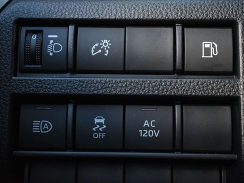 Used 2025 Toyota 4Runner TRD Sport AWD/4WD image 21