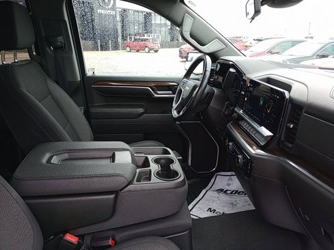 Used 2022 Chevrolet Silverado 1500 LT image 7