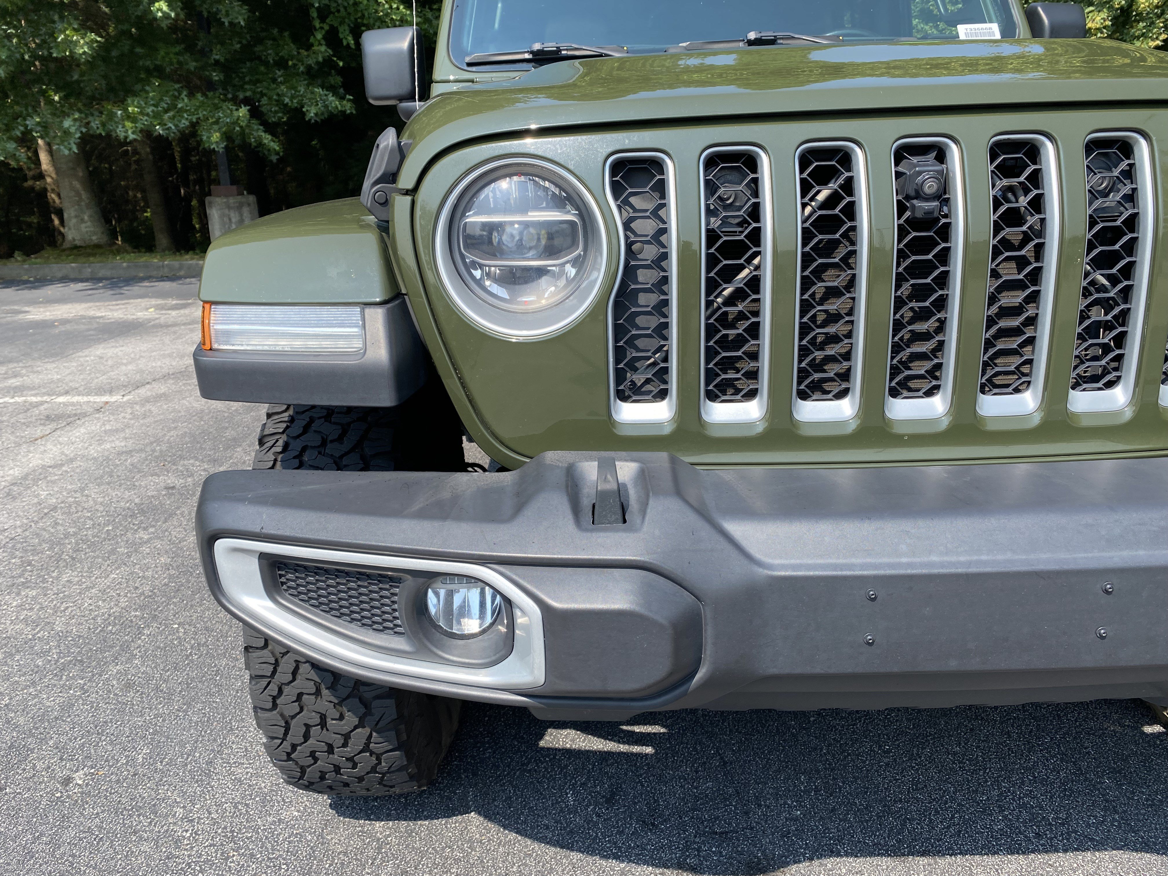 Used 2021 Jeep Wrangler Unlimited Sahara AWD/4WD image 13
