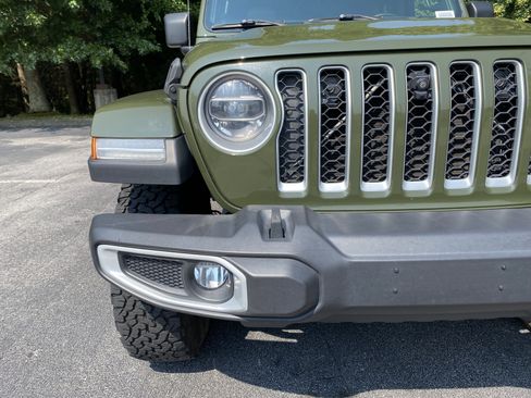 Used 2021 Jeep Wrangler Unlimited Sahara AWD/4WD image 13