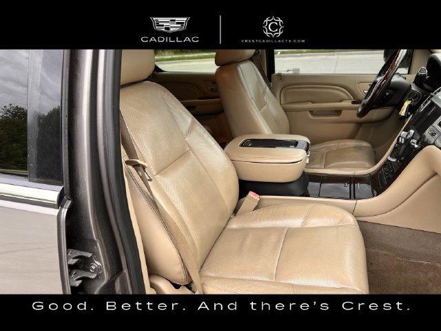 Used 2012 Cadillac Escalade ESV Luxury RWD image 22