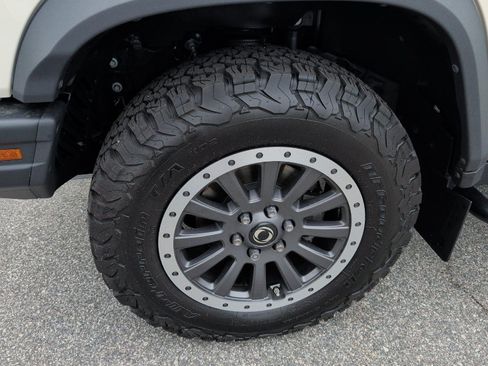 Used 2024 INEOS Grenadier AWD/4WD image 10