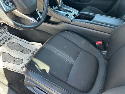 Used 2020 Honda Civic Sport image 39