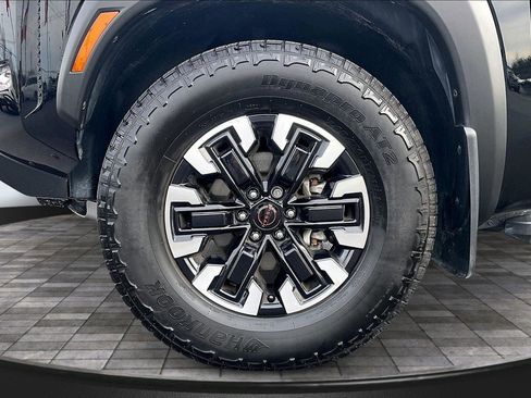 Used 2024 Nissan Frontier PRO-4X w/ Pro Convenience Package image 9