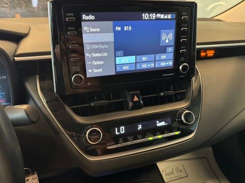 Used 2021 Toyota Corolla LE FWD image 13