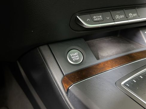 Used 2018 Audi Q5 2.0T Premium Plus w/ Premium Plus Package image 27