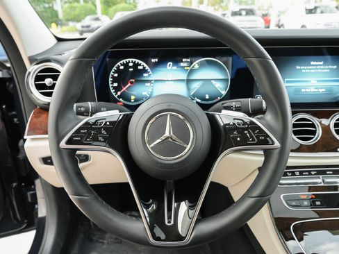 Used 2023 Mercedes-Benz E 350 Sedan image 8