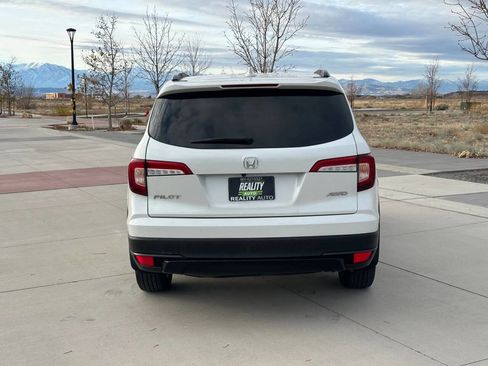 Used 2022 Honda Pilot Sport image 6