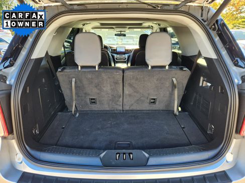 Used 2022 Ford Explorer XLT w/ Equipment Group 202A image 21