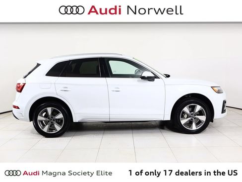 Used 2023 Audi Q5 2.0T Premium w/ Convenience Package AWD/4WD image 18