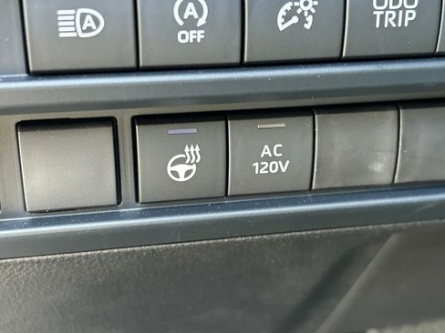 Certified 2025 Toyota Tundra Platinum AWD/4WD image 29