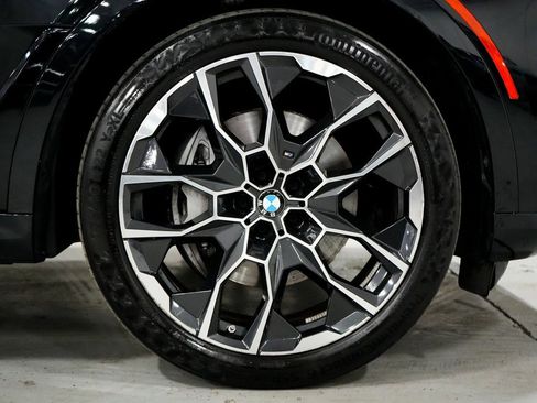 Used 2023 BMW X7 xDrive40i w/ M Sport Package image 30