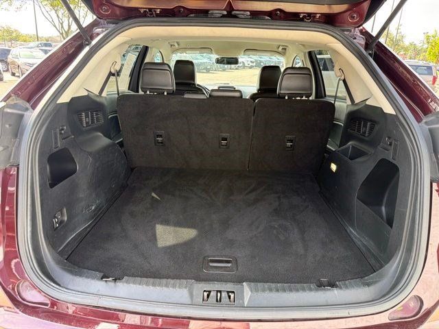 Used 2021 Ford Edge SEL AWD/4WD image 16