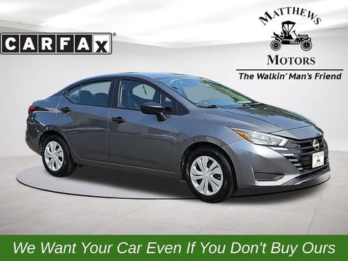 Used 2025 Nissan Versa S FWD image 1