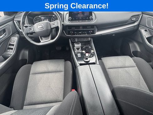 Used 2025 Nissan Rogue SV AWD/4WD image 16