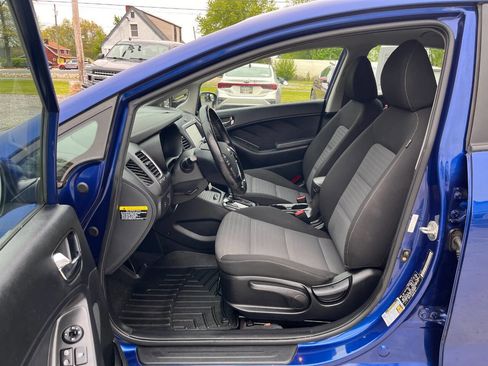 Used 2018 Kia Forte S FWD image 22