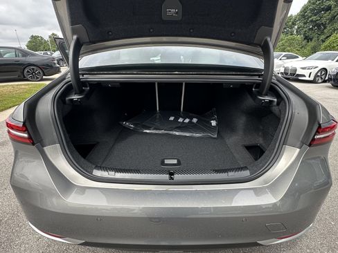 Used 2026 BMW i5 eDrive40 image 28