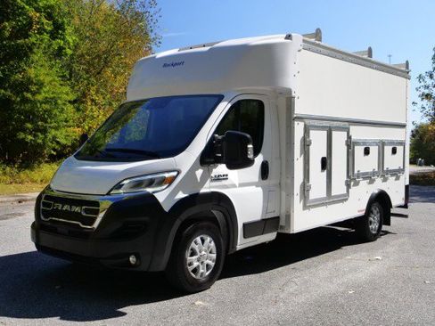 Used 2024 RAM ProMaster 3500 w/ Quick Order Package 22G SLT image 6