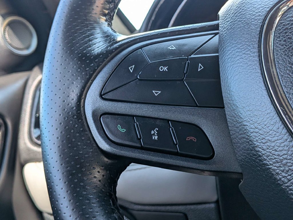 Used 2022 Dodge Durango R/T w/ Tow 'N Go Package AWD/4WD image 30