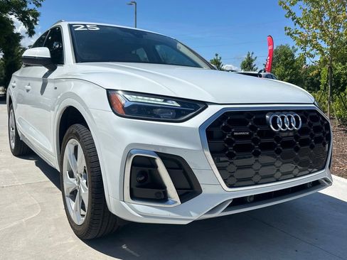 Used 2025 Audi Q5 2.0T Premium Plus w/ Premium Plus Package AWD/4WD image 1