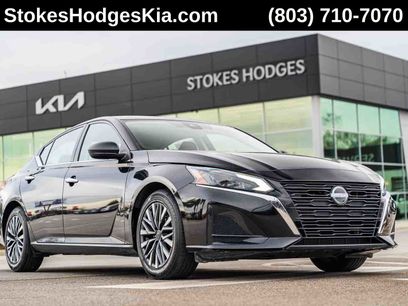 Used 2024 Nissan Altima 2.5 SV