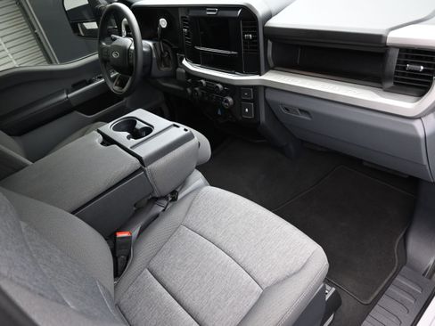 Used 2026 Ford F250 XL w/ STX Appearance Package AWD/4WD image 39