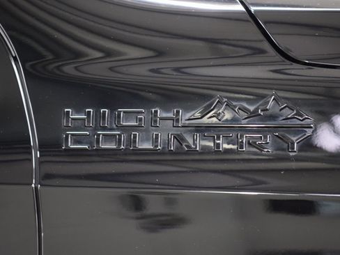 Used 2024 Chevrolet Suburban High Country w/ Max Trailering Package AWD/4WD image 14