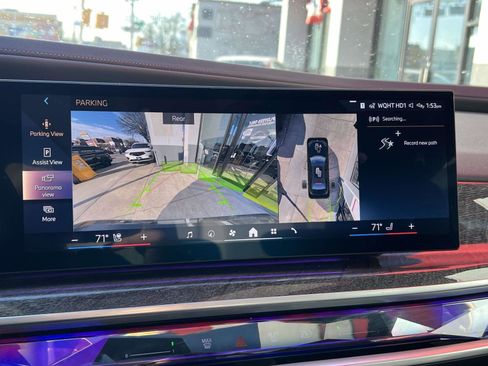 Used 2024 BMW 740i xDrive 740i xDrive image 28