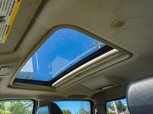 Used 2007 Chevrolet Silverado 1500 LTZ w/ Safety Package AWD/4WD image 25