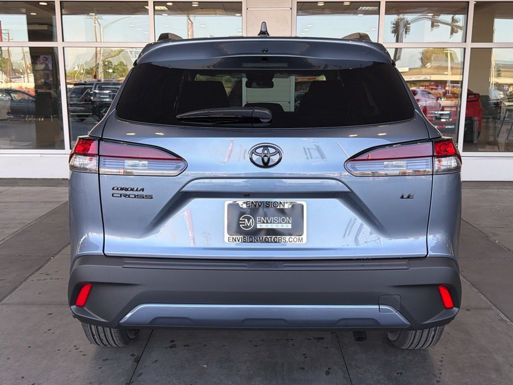 New 2026 Toyota Corolla Cross LE w/ Moonroof Package FWD image 11