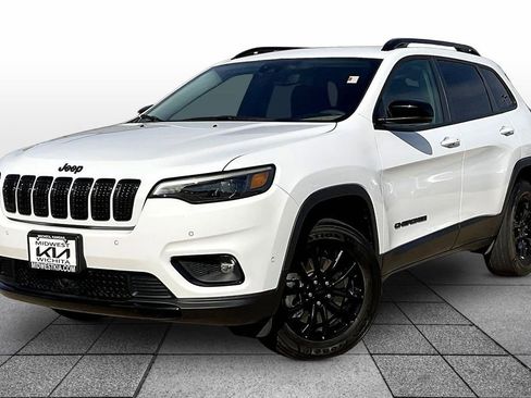Used 2023 Jeep Cherokee Altitude Lux AWD/4WD image 1