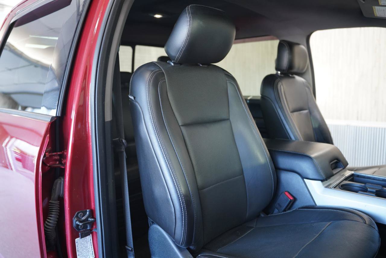 Used 2017 Ford F350 Lariat w/ Lariat Value Package AWD/4WD image 28