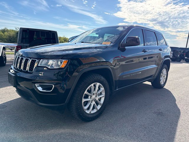 Used 2022 Jeep Grand Cherokee Laredo E AWD/4WD image 8