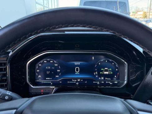 Used 2024 Chevrolet Silverado 2500 ZR2 w/ Technology Package image 58