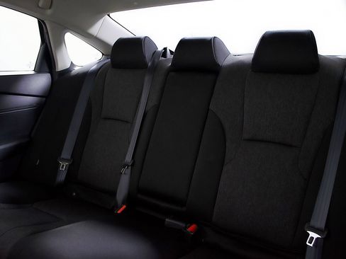 Used 2023 Honda Accord LX image 21
