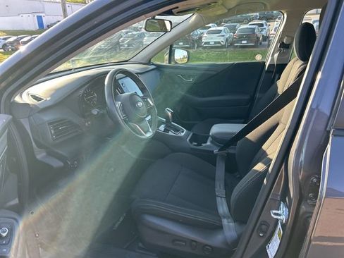 Used 2025 Subaru Legacy Premium AWD/4WD image 9