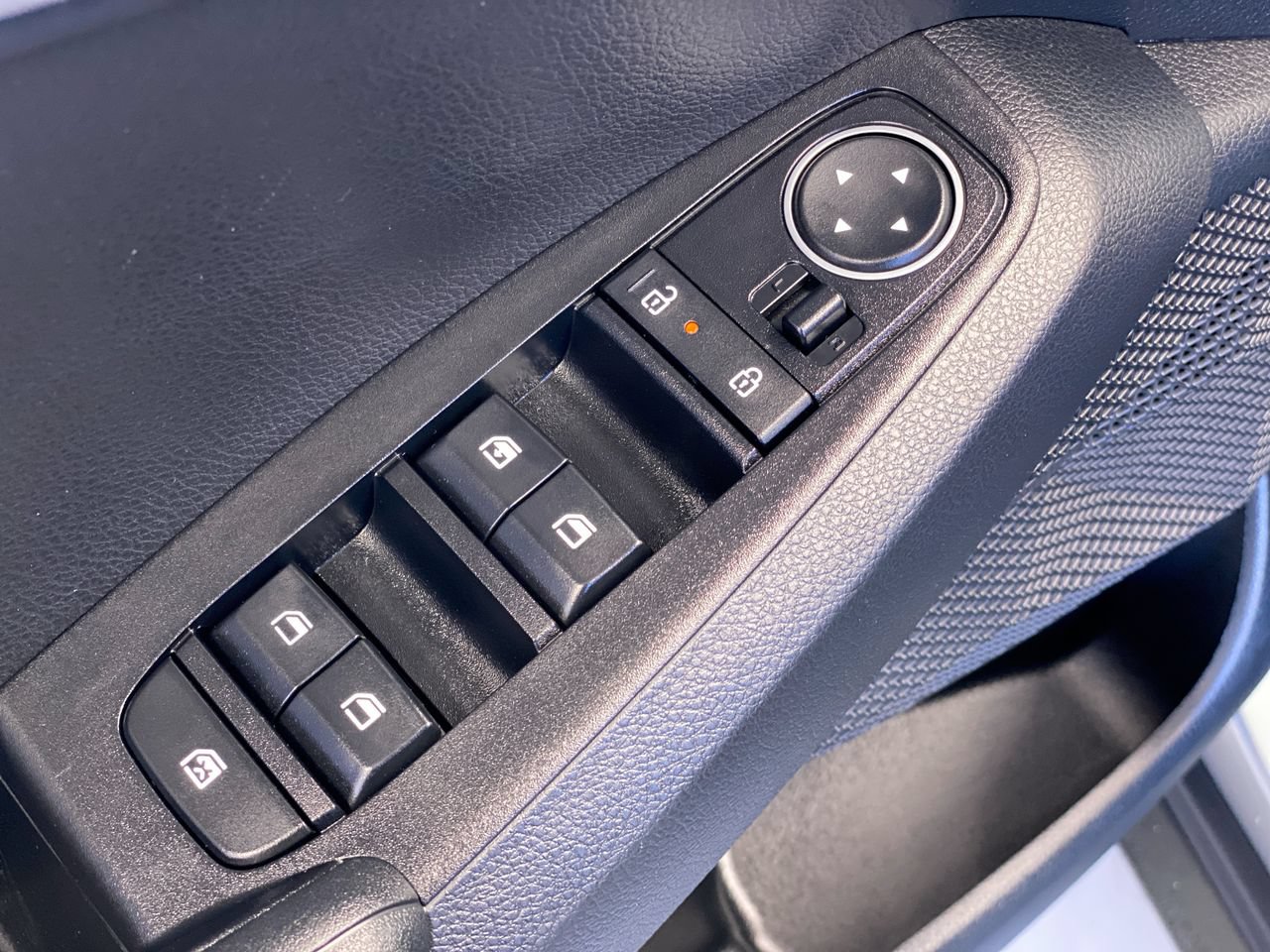 Certified 2026 Kia Seltos LX AWD/4WD image 18