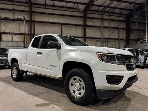 Used 2017 Chevrolet Colorado W/T w/ WT Convenience Package image 1