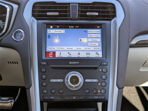 Used 2017 Ford Fusion Platinum image 20