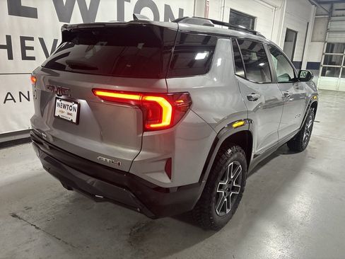New 2026 GMC Terrain AT4 w/ Convenience Package III image 32