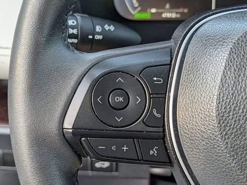 Used 2023 Toyota RAV4 Limited AWD/4WD image 21