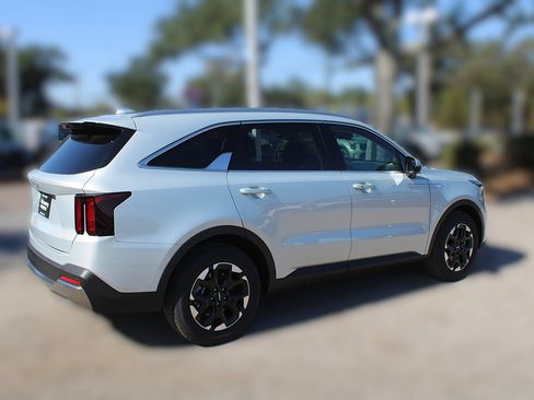 New 2026 Kia Sorento S FWD image 5