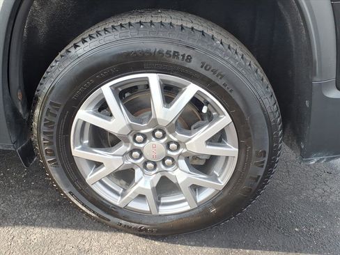 Used 2021 GMC Acadia SLT image 25