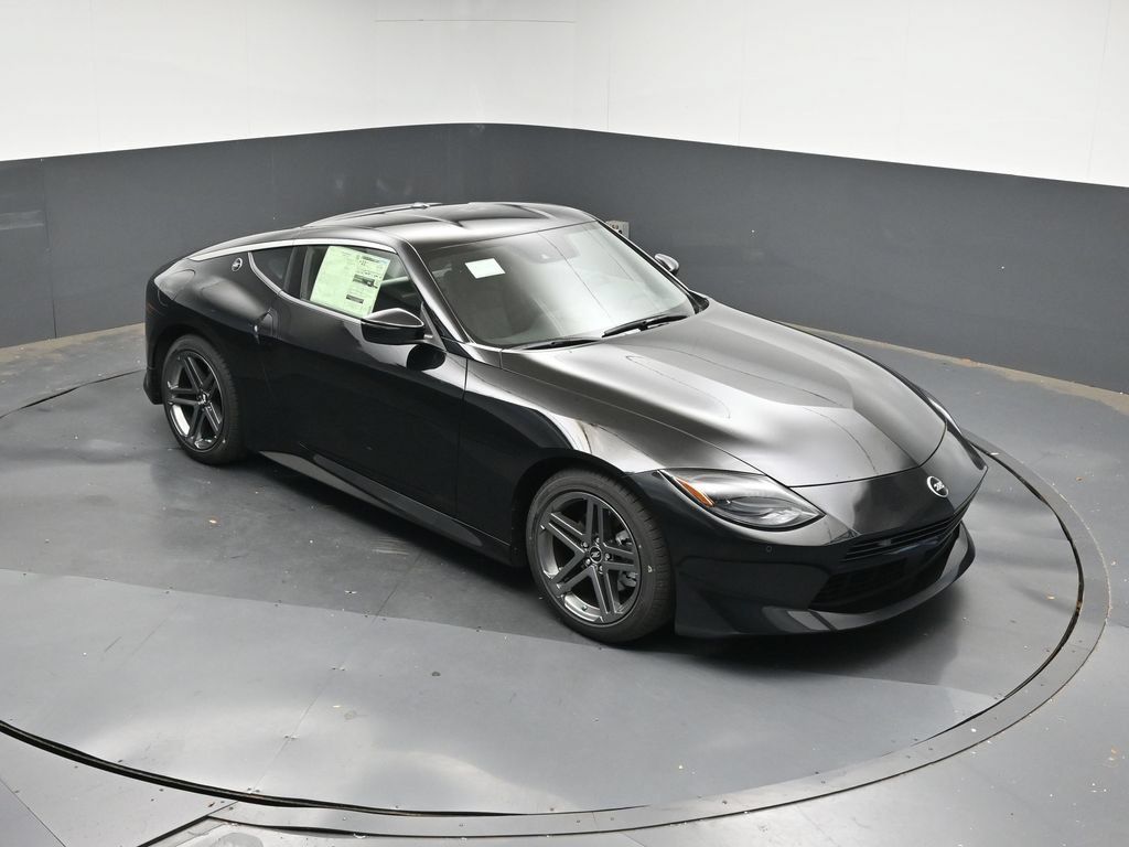 Used 2027 Nissan Z Sport RWD image 34